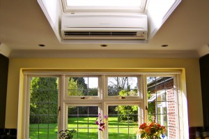 Domestic air conditioning unit